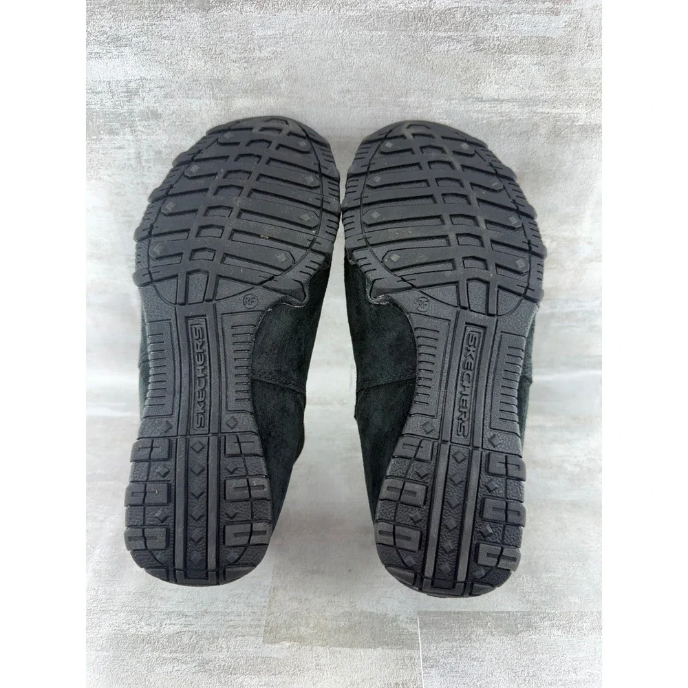 Skechers Relaxed Fit Black Suede Ankle Booties 49602 Women Sz 7 Air-Cooled Foam